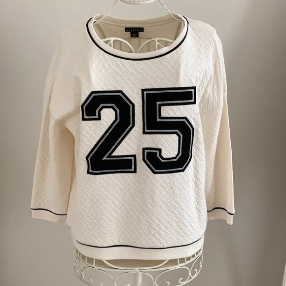 𝅺METAPHOR Quilted sweatshirt. - Picture 1 of 7